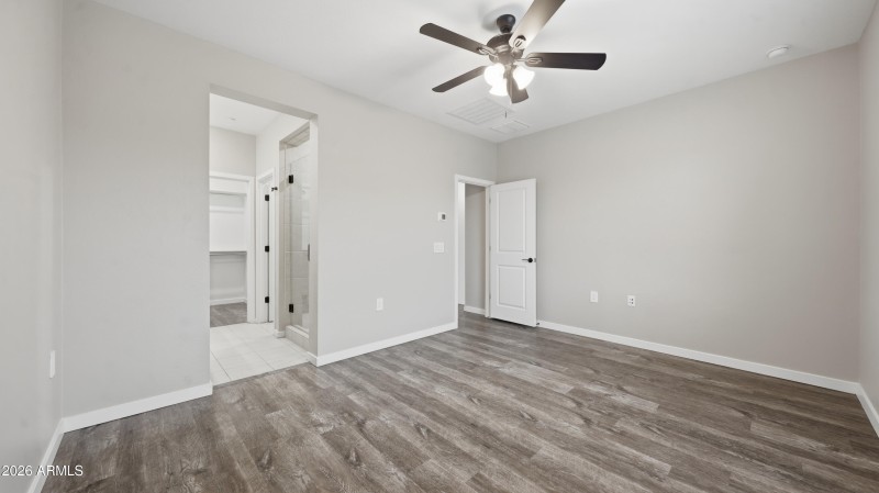 Reflecting_Walls_Real_Estate_Photography