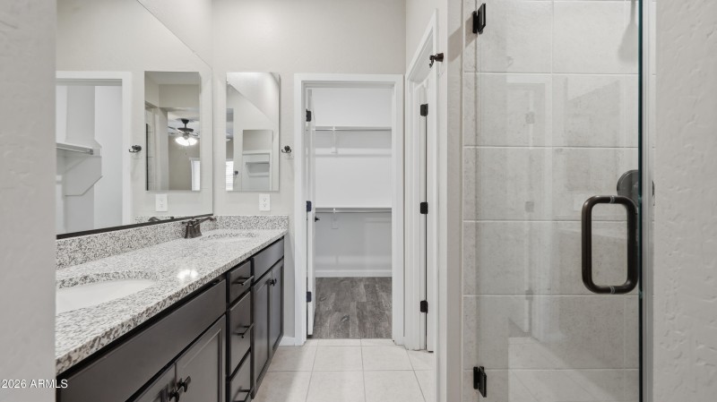 Reflecting_Walls_Real_Estate_Photography