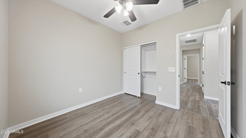 Reflecting_Walls_Real_Estate_Photography