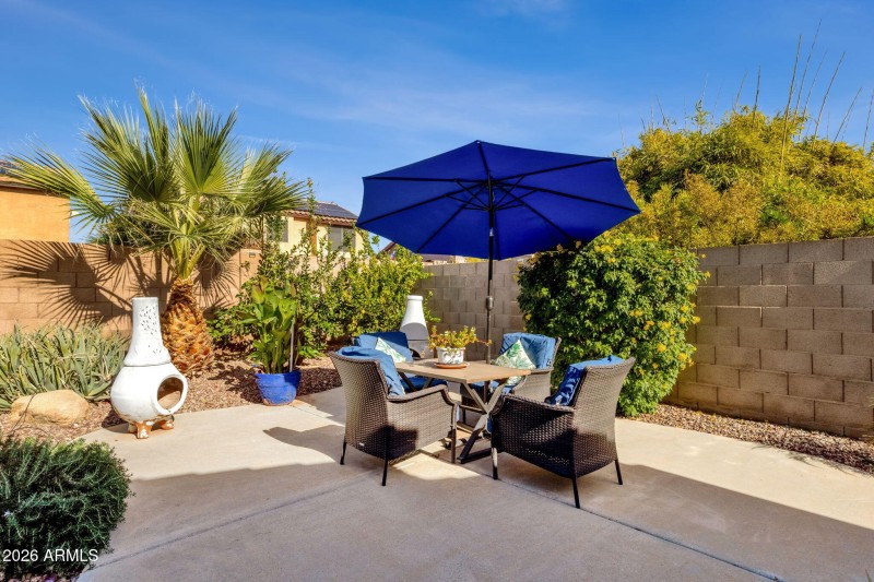 Outdoor Dining Space