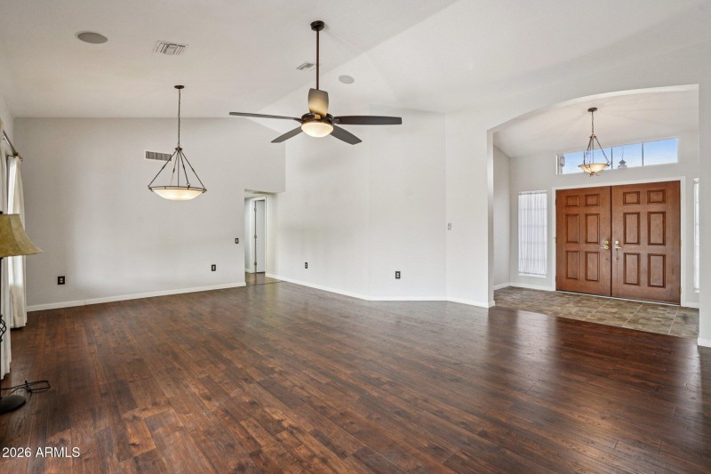 6-web-or-mls-W Antelope Dr-S0301-006