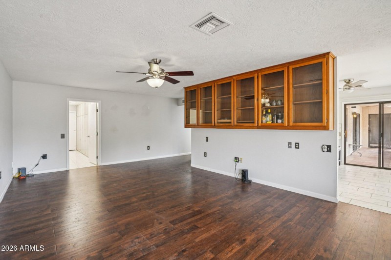 13-web-or-mls-W Antelope Dr-S0301-013