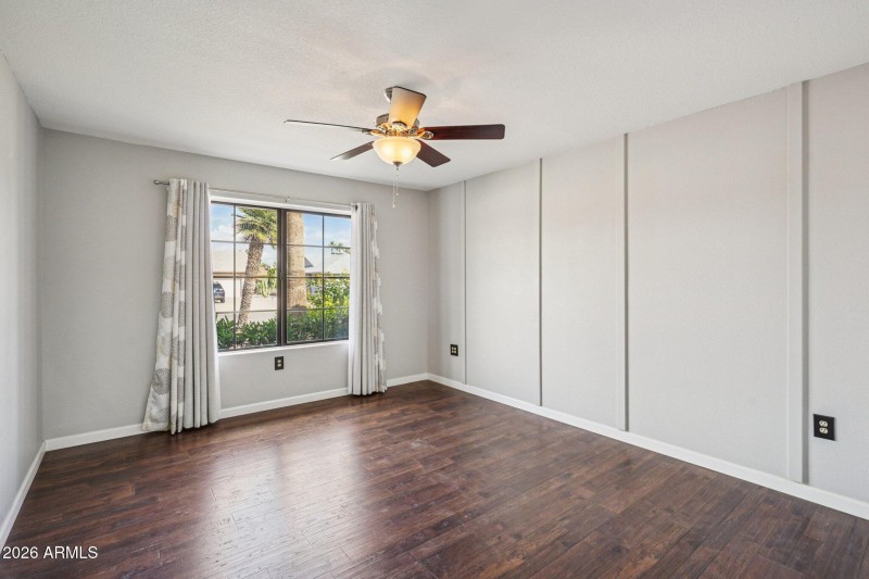 24-web-or-mls-W Antelope Dr-S0301-024