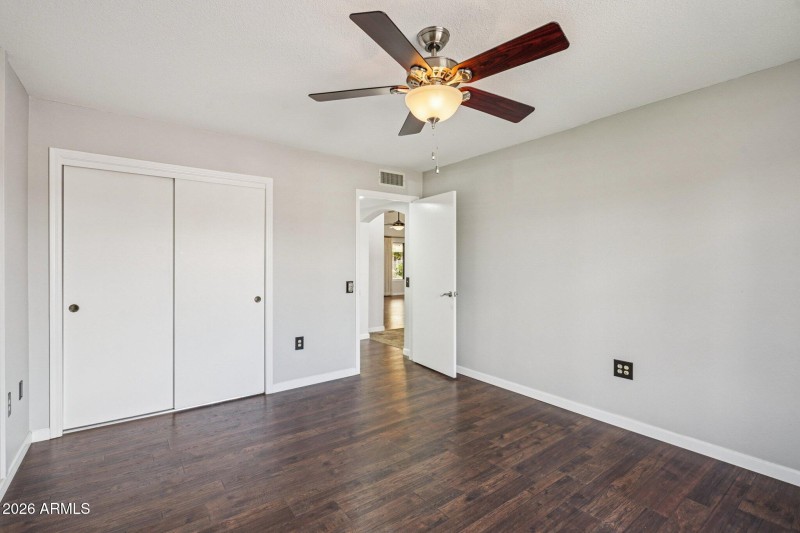 25-web-or-mls-W Antelope Dr-S0301-025