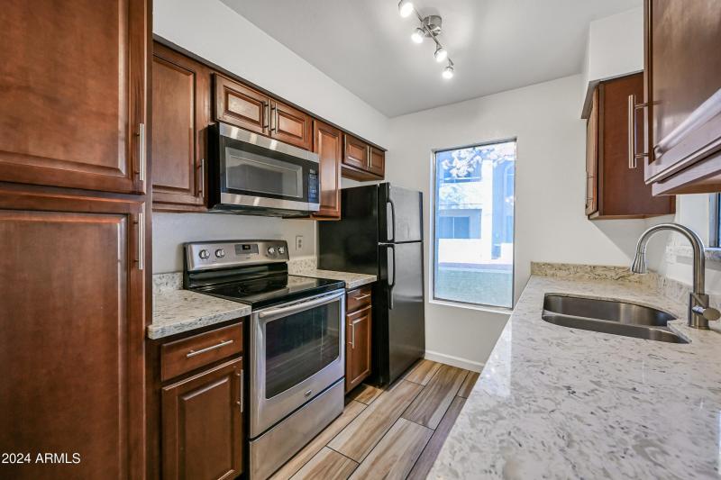 8-10610S48S1081-ocupix