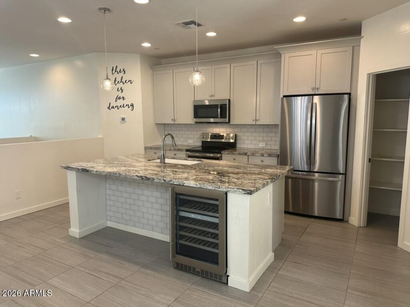 F17A2204-0D47-43B8-B141-61683B532409_1_1