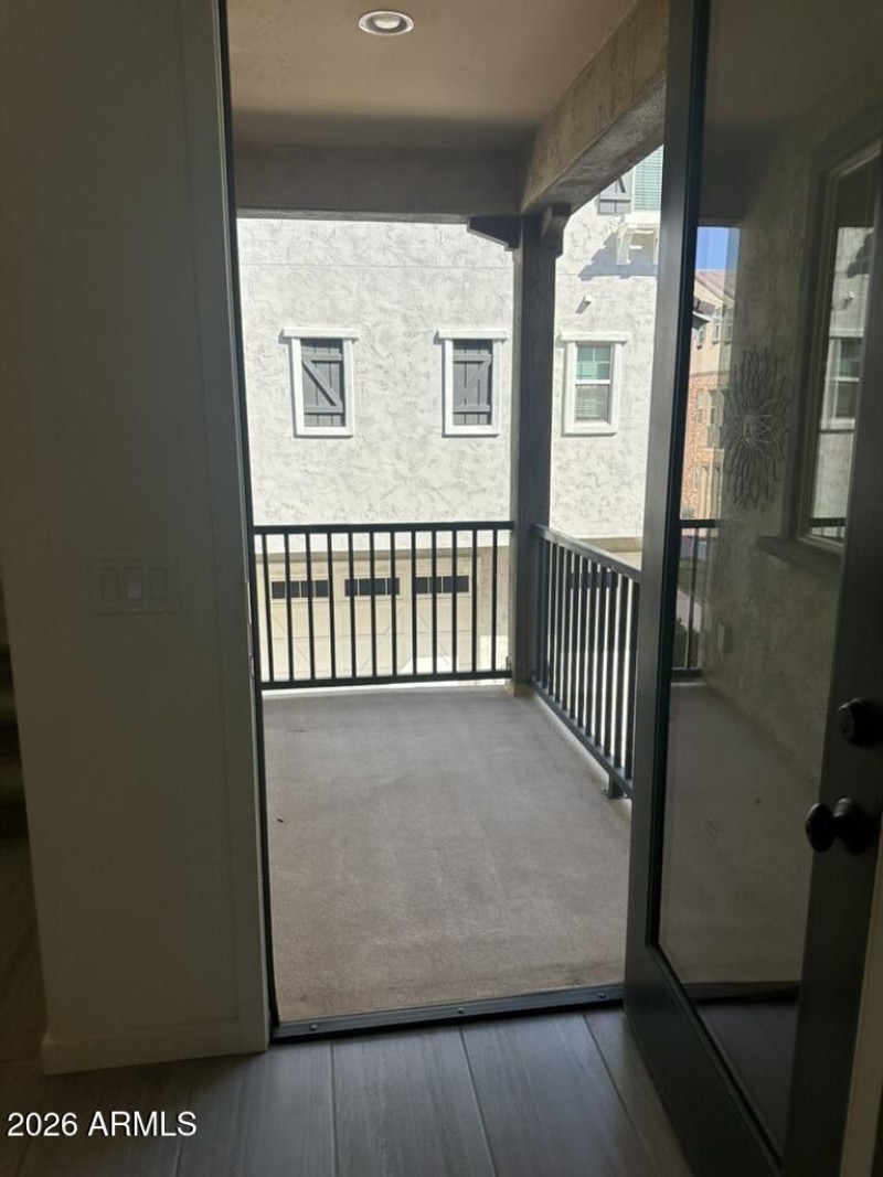 0A6F4DED-7FF1-40FA-89E7-E56B7D1D3243_1_1