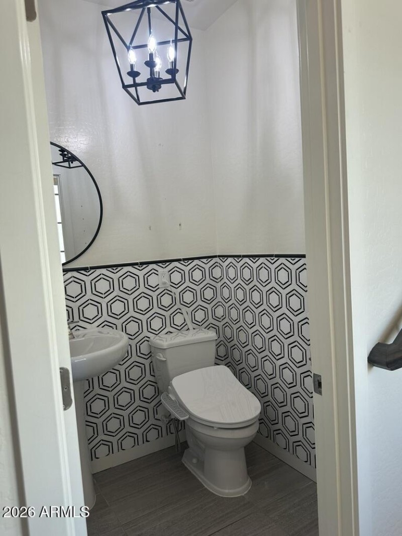 E004686A-06C1-4C69-9C34-F9AA9AADB7F5_1_1