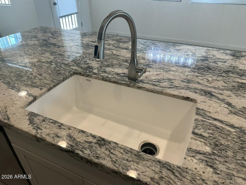 56CCFCF1-22EE-4ADC-A546-02863A8C9A0D_1_1