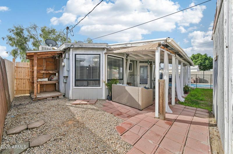 39-web-or-mls-W Corrine Dr-S0301-039