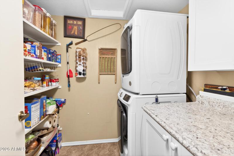 Indoor Laundry - Walk-In Pantry