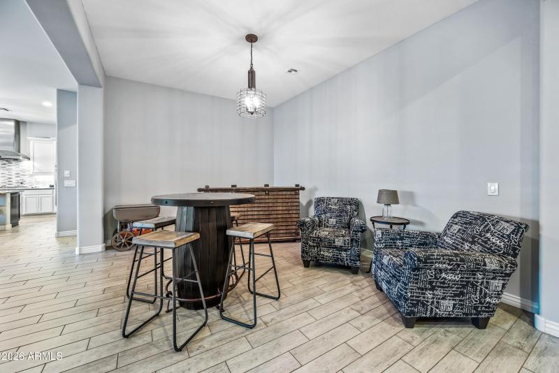 34-28077N100D-ocupix-12-30