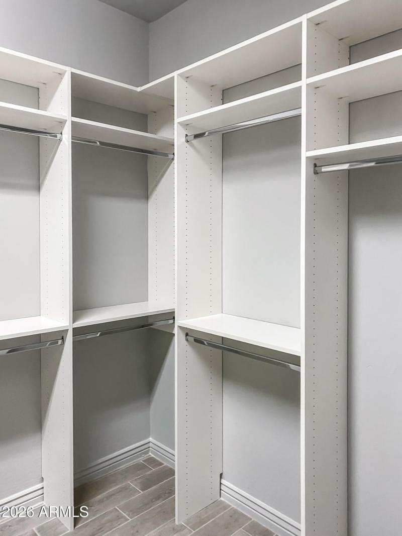 77-28077N100D-ocupix-12-30