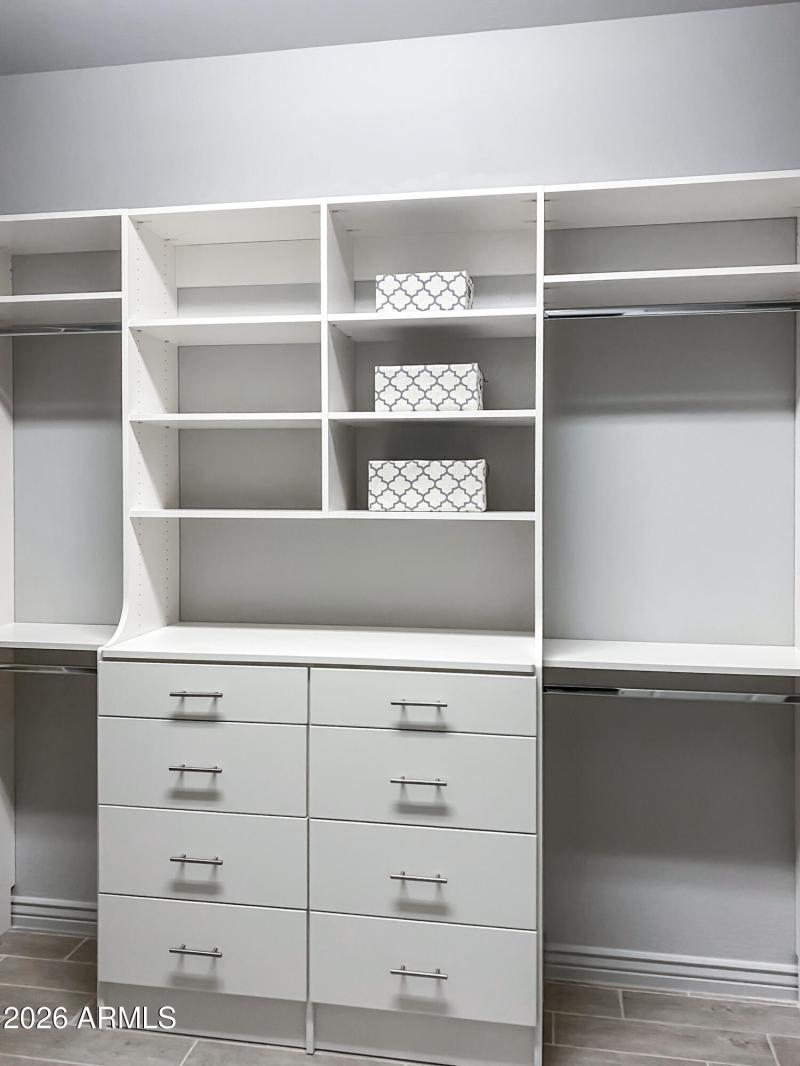 78-28077N100D-ocupix-12-30