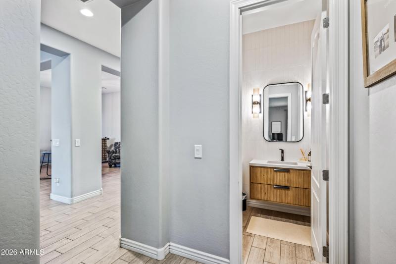 80-28077N100D-ocupix-12-30