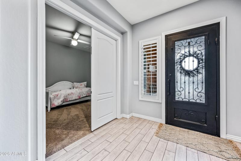 82-28077N100D-ocupix-12-30