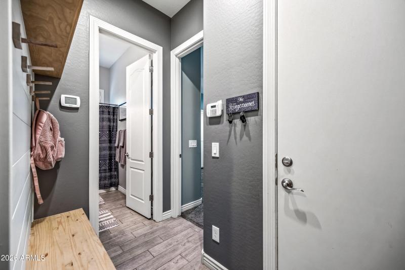 101-28077N100D-ocupix-12-30