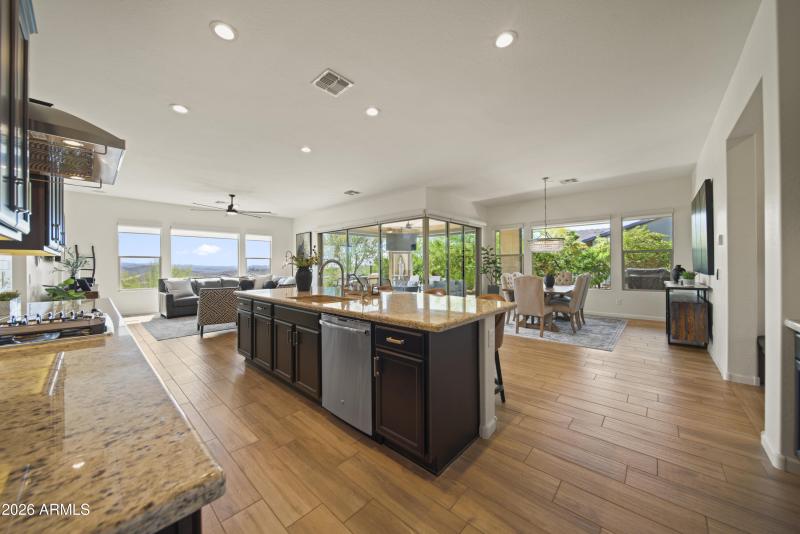 3623 Stampede Dr00026