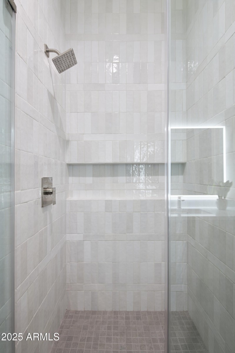 PropertyImageCo_13697N88thPl_WEB_58