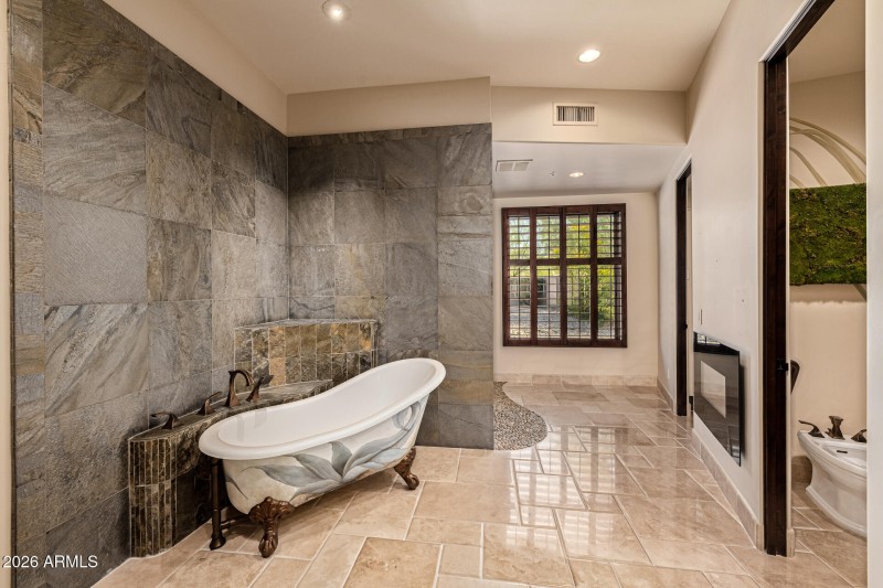 32-Calle Buena Vista