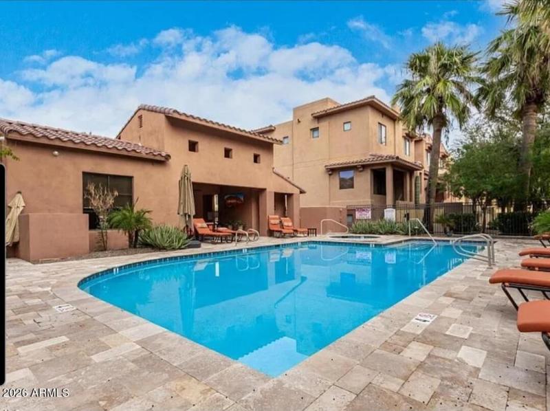 Screenshot_20251206_210554_Gallery