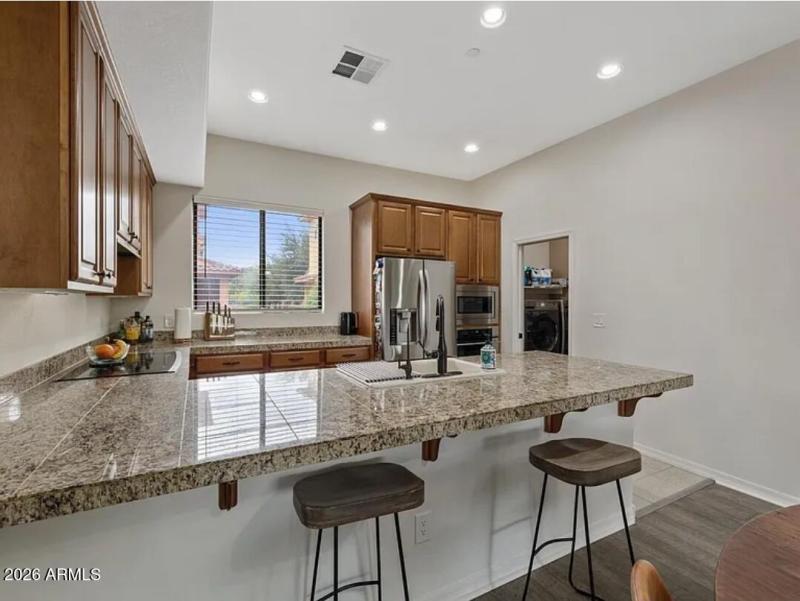 Screenshot_20251206_211046_Gallery