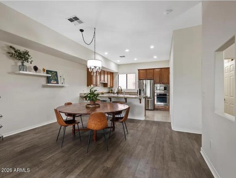 Screenshot_20251206_211057_Gallery