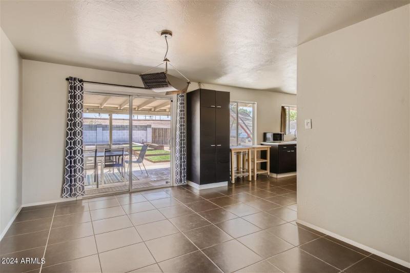 3213 N 63rd Pl - Web Quality - 008 - 10