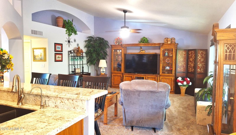 20251212_143942.jpg1