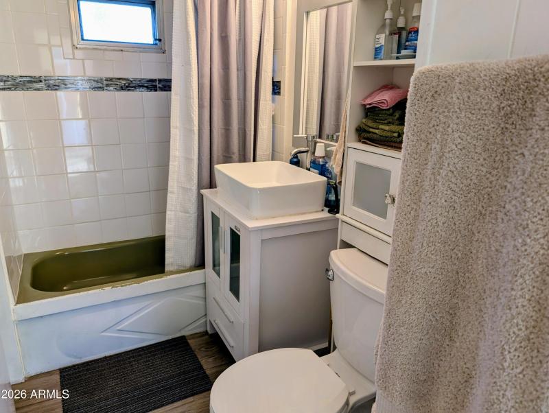 b7cdfb6f-21e8-403e-8821-c6f5450776d9~1