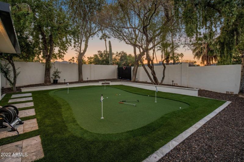 Backyard Putting Green
