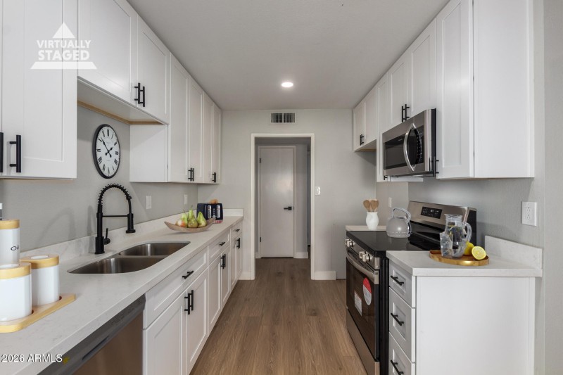 11-Pebble Beach.scene