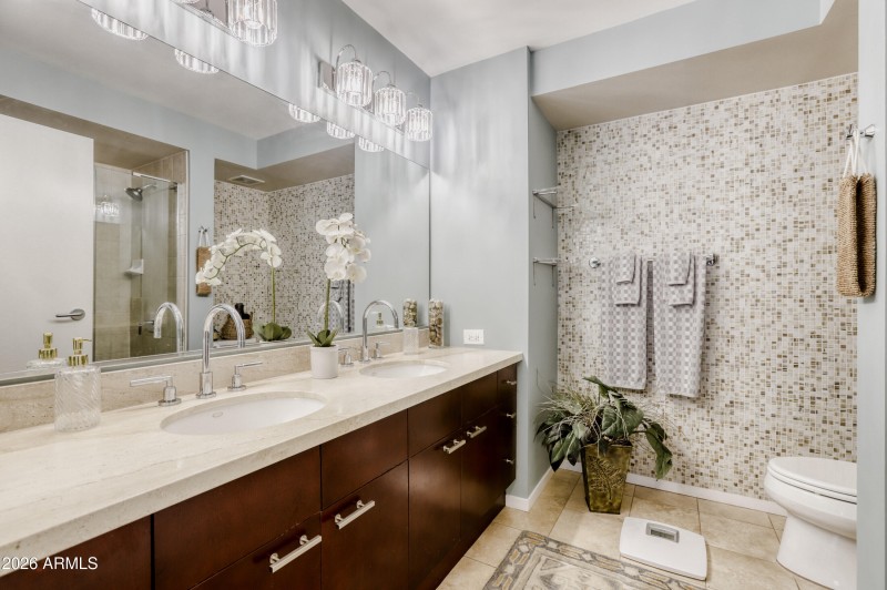 4808 N 24th Street 325 - MLS Sized - 022