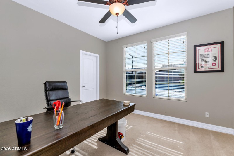 18340 W Onyx Ave-large-025-037-18340 W O