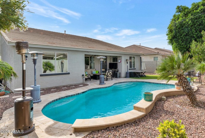 18340 W Onyx Ave-large-034-032-18340 W O