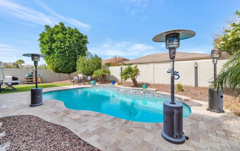 18340 W Onyx Ave-large-033-021-18340 W O