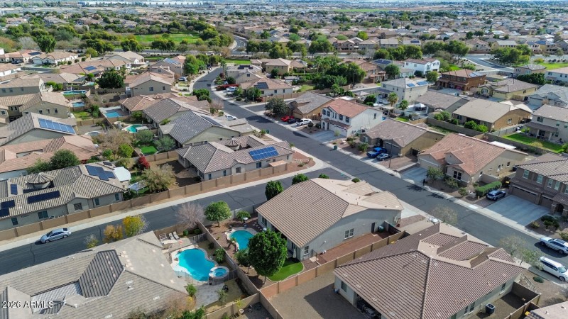 18340 W Onyx Ave-large-039-004-18340 W O