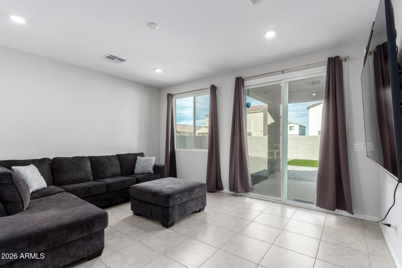 35650 W Mallorca Ave