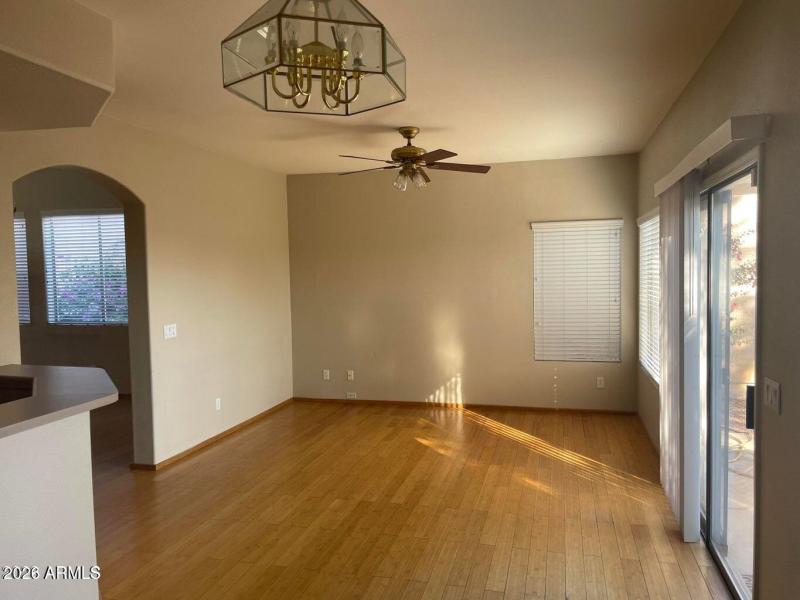 20221213195409715171000000-o