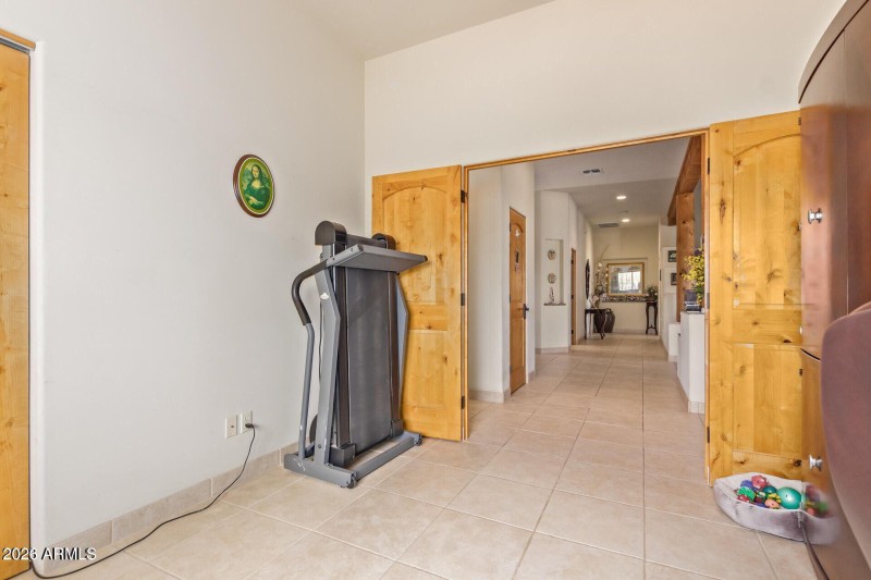 20230420063701008242000000-o Primary Dbl