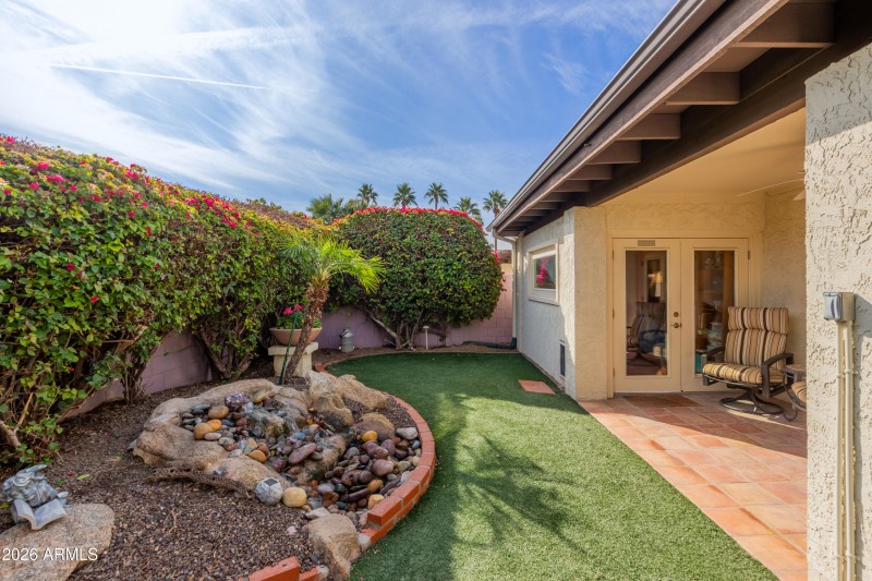 37 - Backyard 3-Fountain