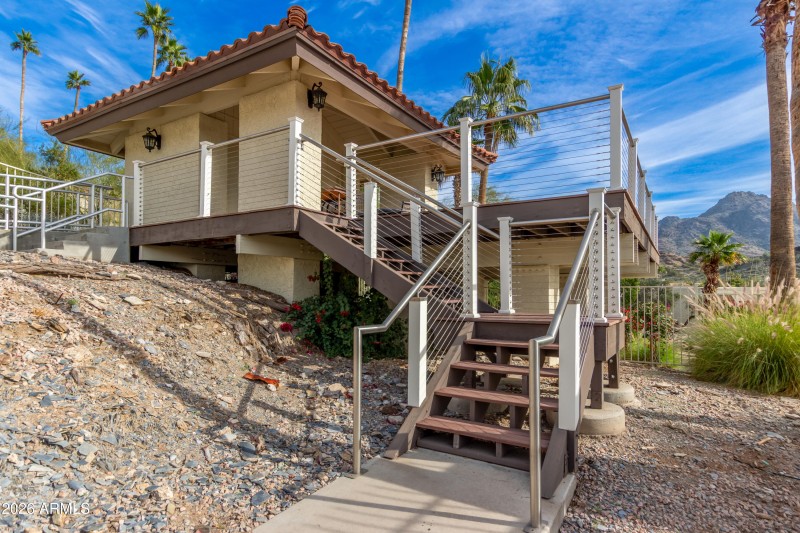 43 - Community Seating Area