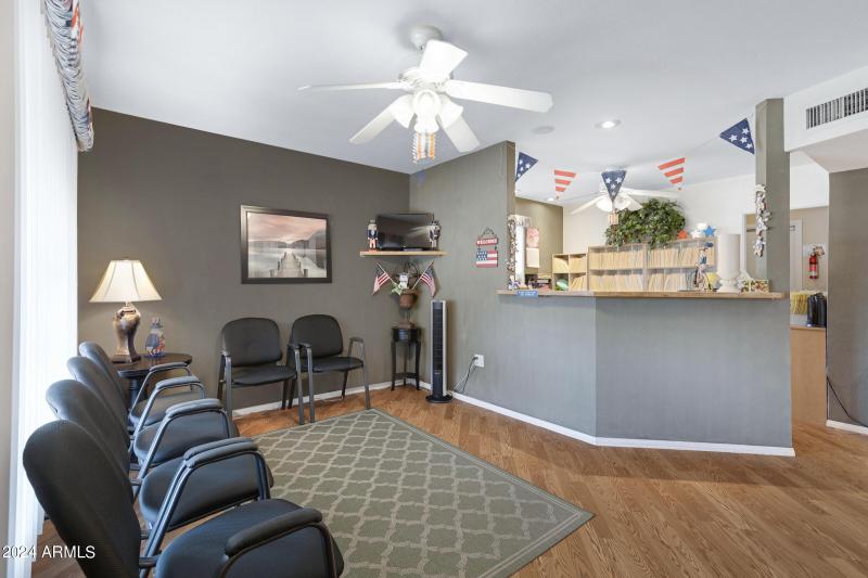 923 N Country Club Dr-5