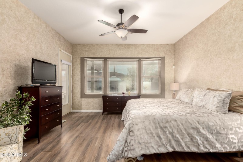 25 - Vista Paseo 12753