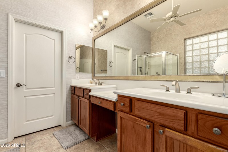 27 - Vista Paseo 12753