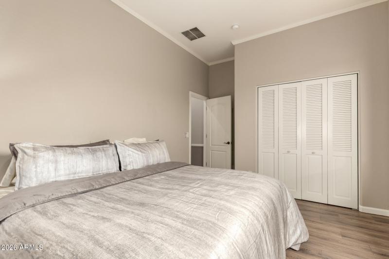 33 - Vista Paseo 12753