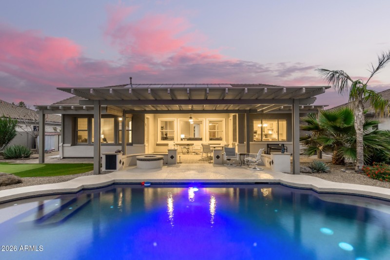 53 - Vista Paseo 12753