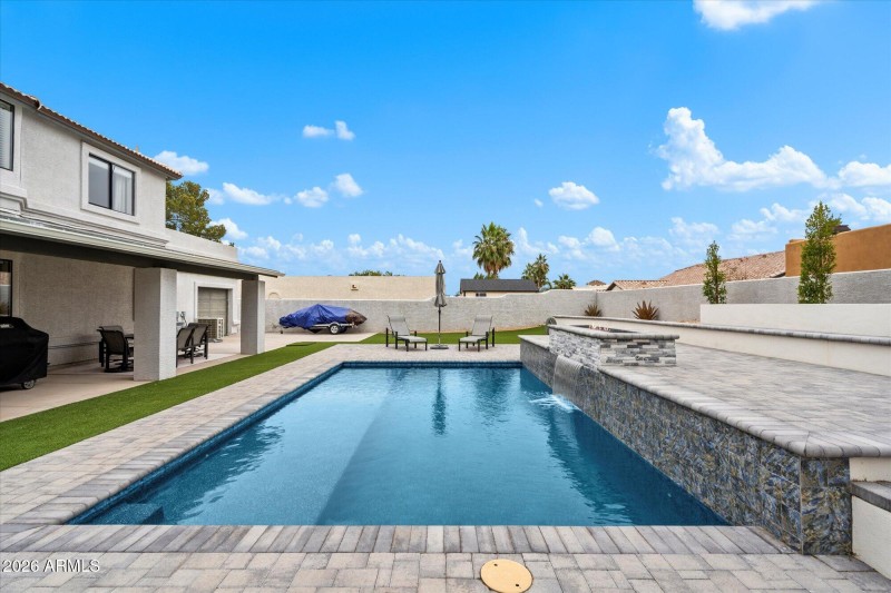 Stunning Pool w/Sheer Descent Waterfalls