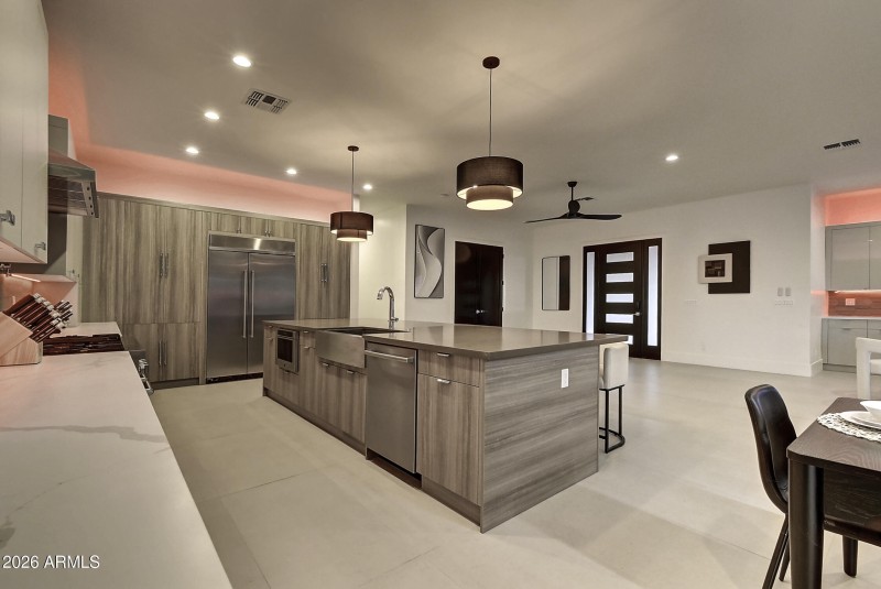 6401 E Larkspur Dr Shoot 2 (26)