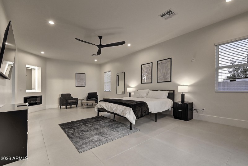 6401 E Larkspur Dr Shoot 2 (32)